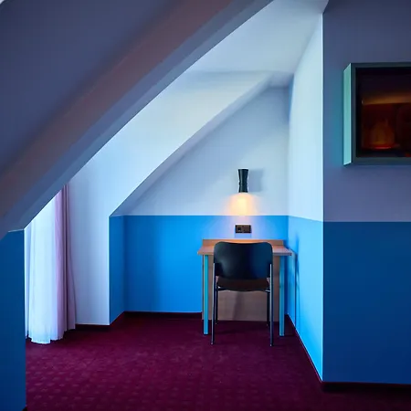 Mcdreams Hotel 2*